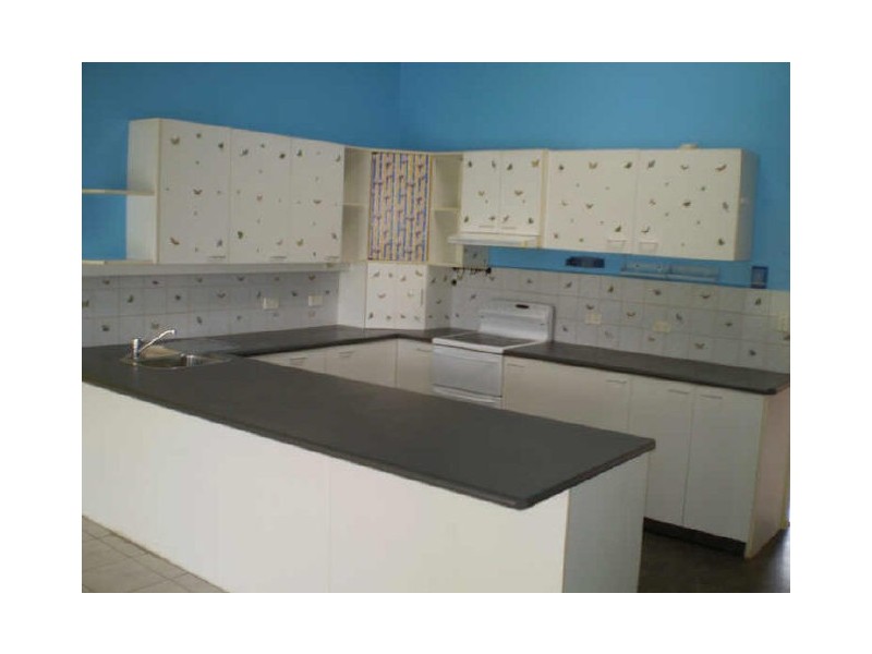 28 Oliphant Street, Casula NSW 2170