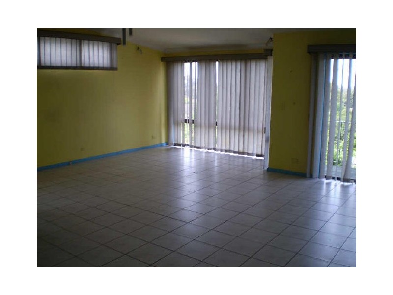 28 Oliphant Street, Casula NSW 2170