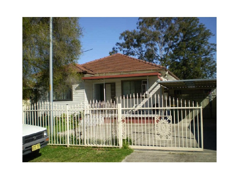 7 Salisbury Street, Canley Heights NSW 2166