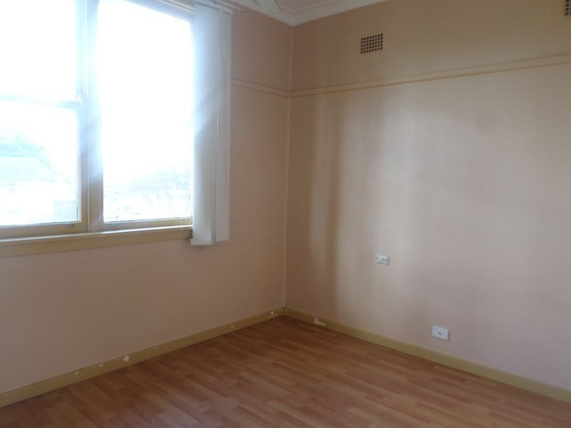 26 Grainger Ave, Mount Pritchard NSW 2170