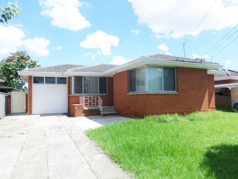 4 Cayley Place, Cabramatta West NSW 2166