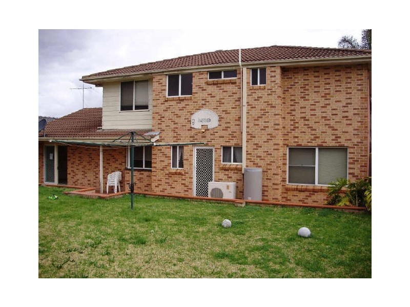 26 Ironside Street, St Johns Park NSW 2176