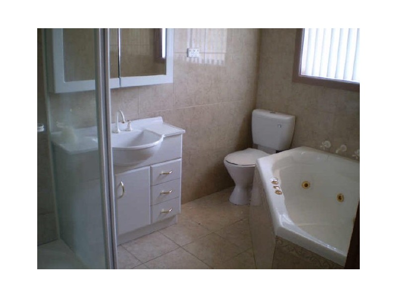 38 Huntingdale Avenue, Lansvale NSW 2166