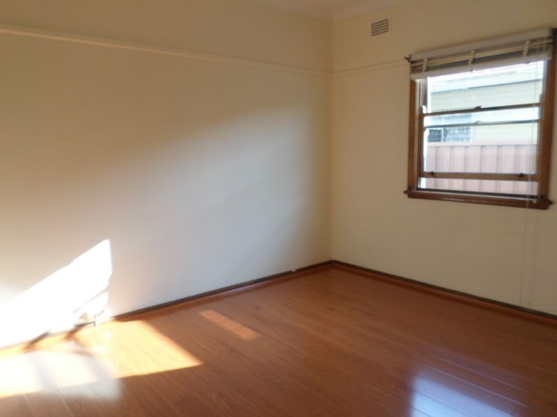 34 Earl Street, Canley Heights NSW 2166