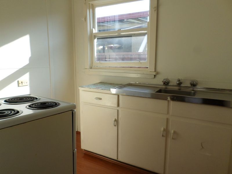 34 Earl Street, Canley Heights NSW 2166