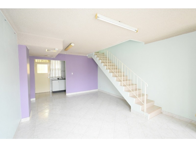 25/112 Longfield Street, Cabramatta NSW 2166