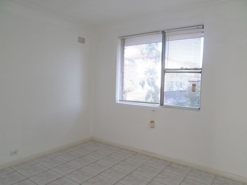 8/22 HILL STREET, Cabramatta NSW 2166