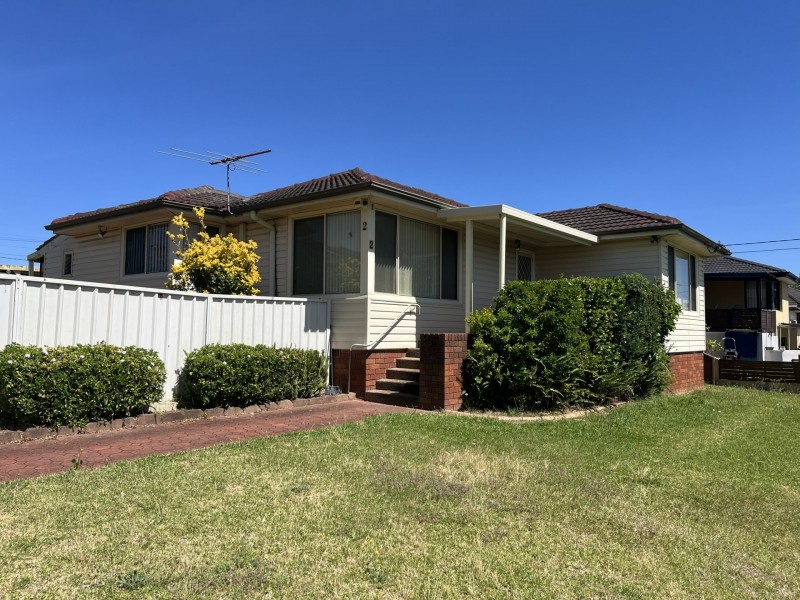 2 Bramley Street, Fairfield West NSW 2165