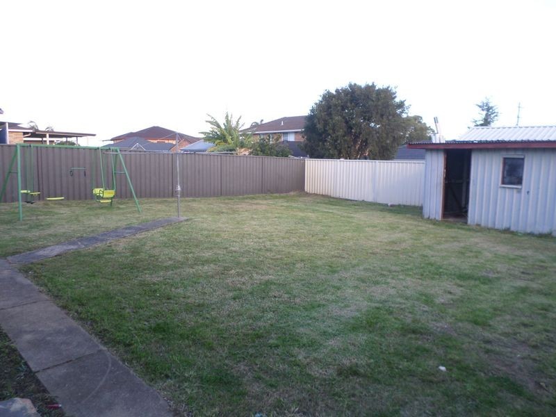 56 Firth Ave, Green Valley NSW 2168