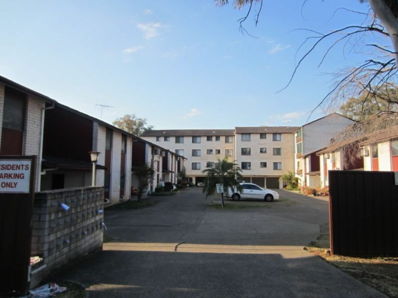 2/59-63 Bartley Street, Canley Vale NSW 2166