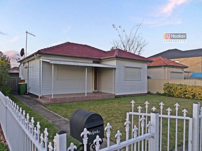 37 KIORA ST, Canley Vale NSW 2166