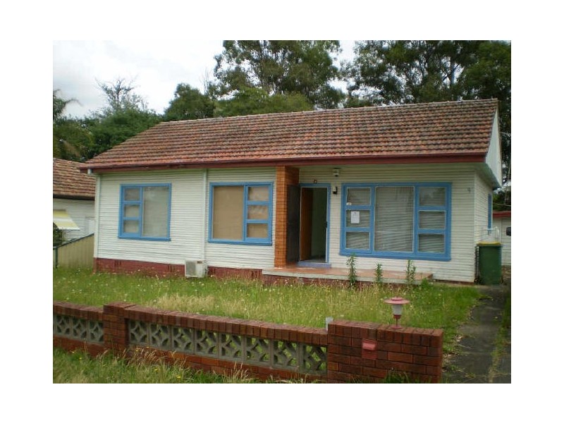 9 Smiths Avenue, Cabramatta NSW 2166