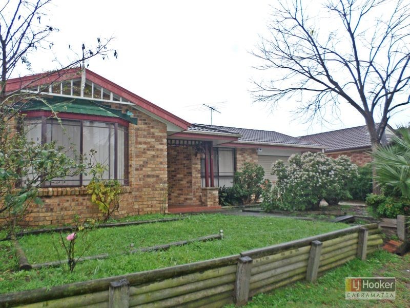 76 SWAN CIRCUIT, Green Valley NSW 2168