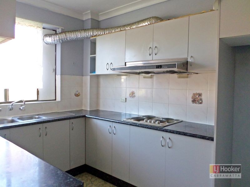 35/76 MCBURNEY RD, Cabramatta NSW 2166