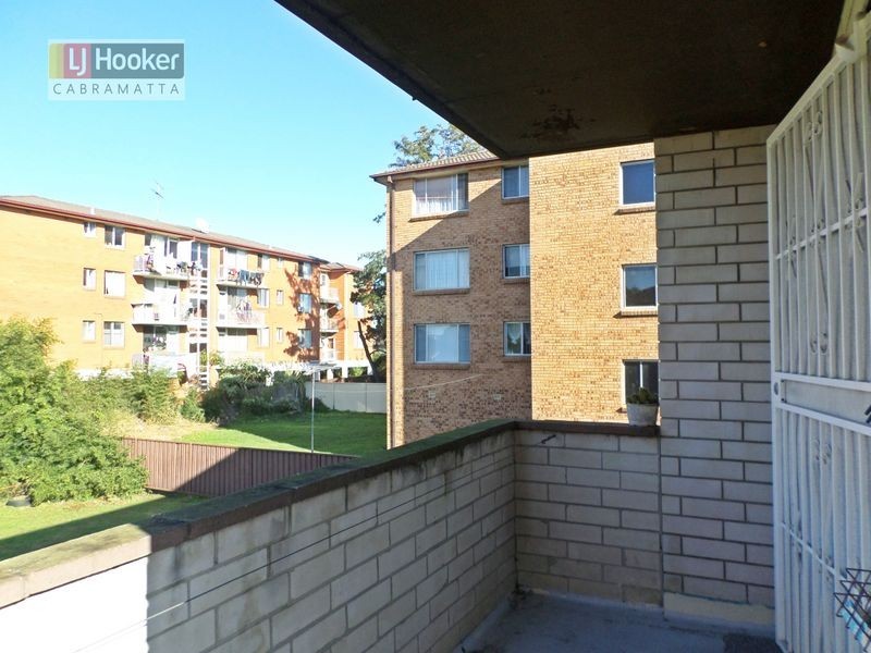 35/76 MCBURNEY RD, Cabramatta NSW 2166