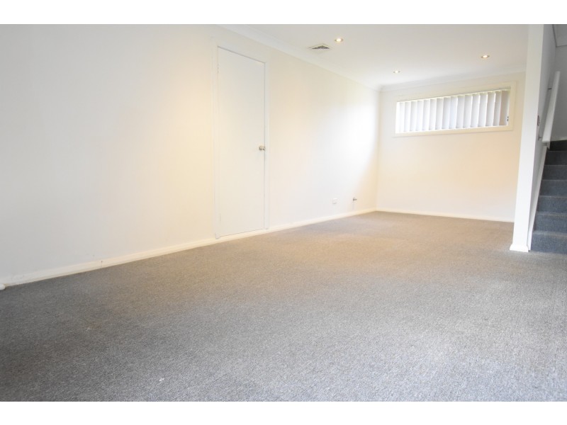 4 Boyd Street, Eagle Vale NSW 2558