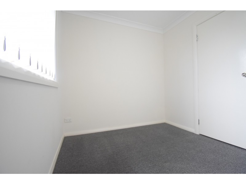 4 Boyd Street, Eagle Vale NSW 2558