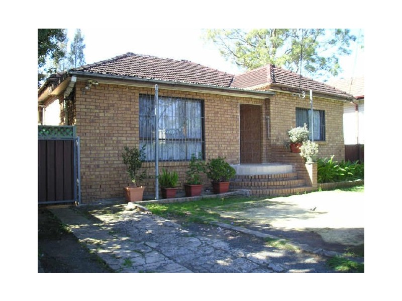 Fairfield East NSW 2165