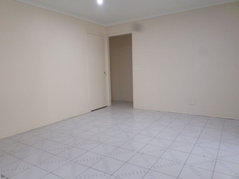 12 NATCHEZ CRESCENT, Greenfield Park NSW 2176