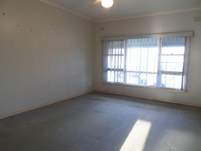 4 EVE COURT, Cabramatta NSW 2166