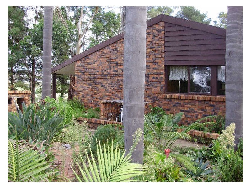 255 Montpelier Drive, The Oaks NSW 2570
