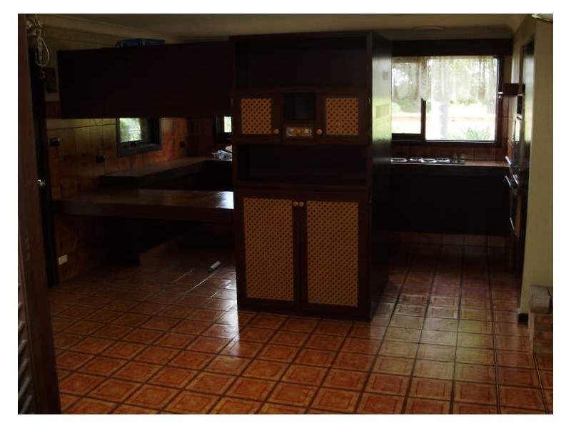 255 Montpelier Drive, The Oaks NSW 2570