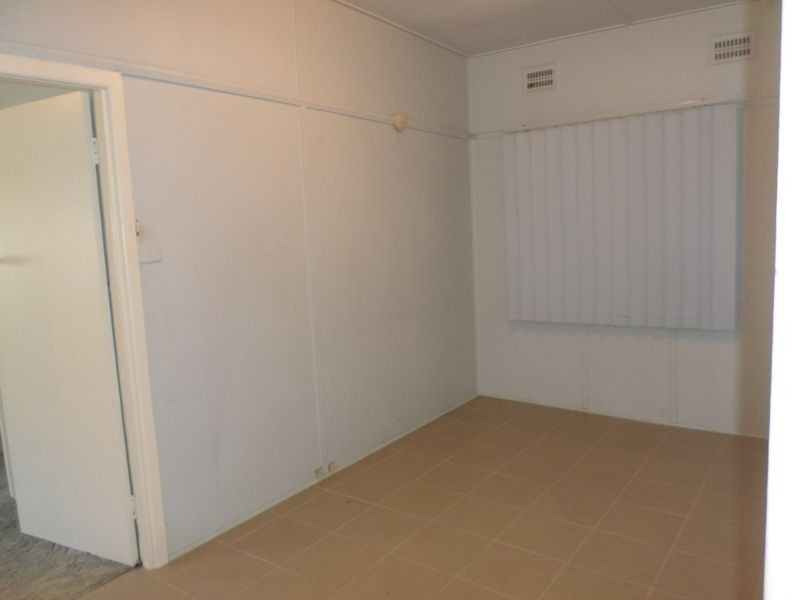 80 BRENAN STREET, Smithfield NSW 2164