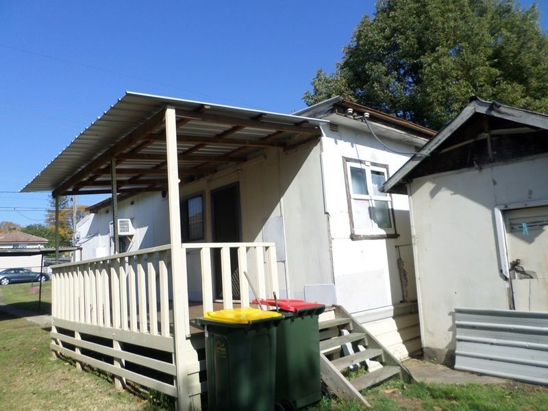 80 BRENAN STREET, Smithfield NSW 2164