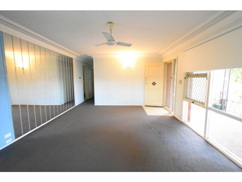 10 Julianne Place, Canley Heights NSW 2166