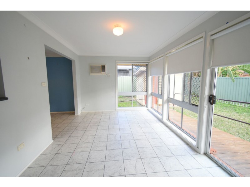 10 Julianne Place, Canley Heights NSW 2166