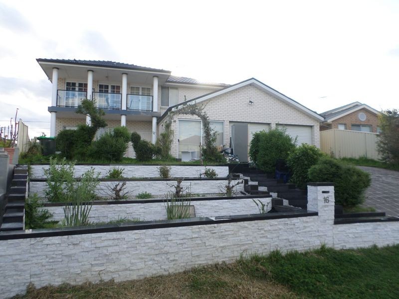 16 Tolland Street, Prestons NSW 2170