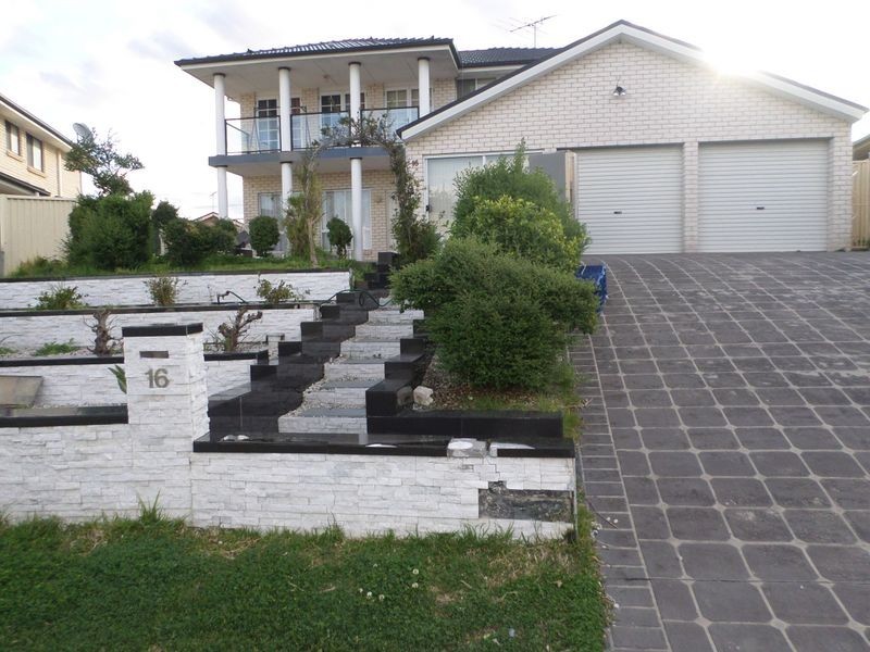 16 Tolland Street, Prestons NSW 2170