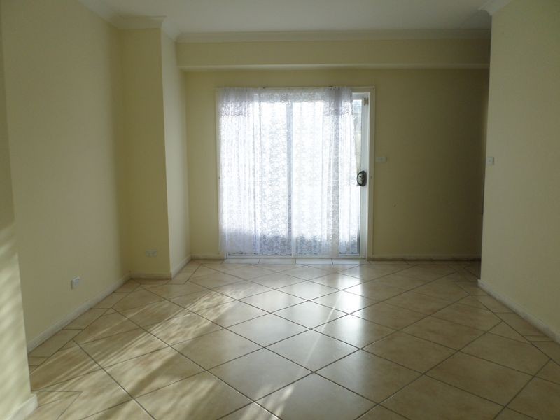 16 Tolland Street, Prestons NSW 2170