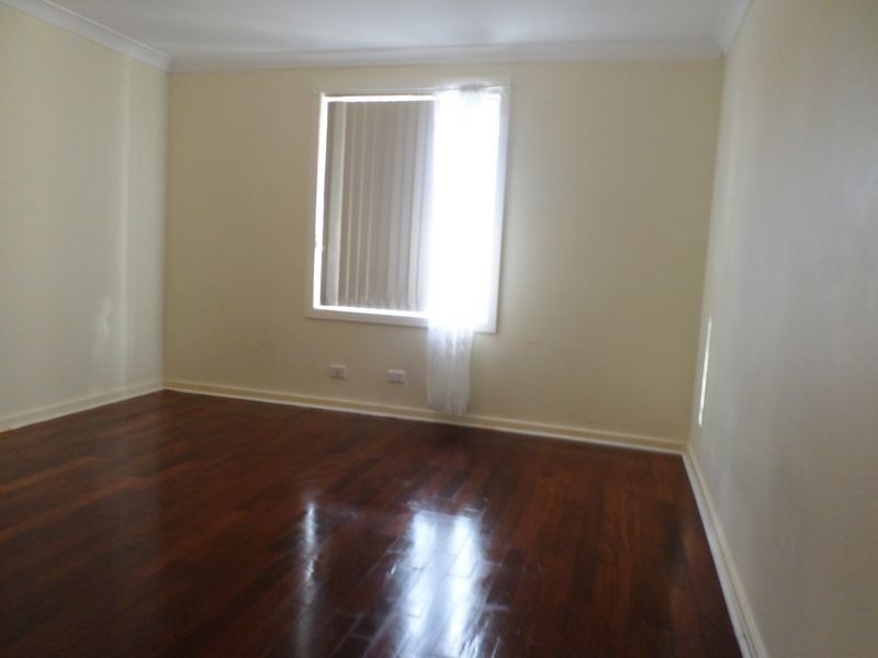 16 Tolland Street, Prestons NSW 2170