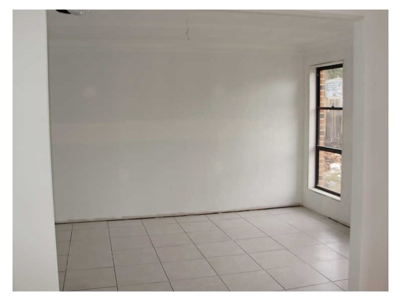 1/2 King Road, Ingleburn NSW 2565