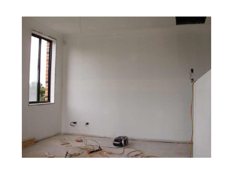 1/2 King Road, Ingleburn NSW 2565