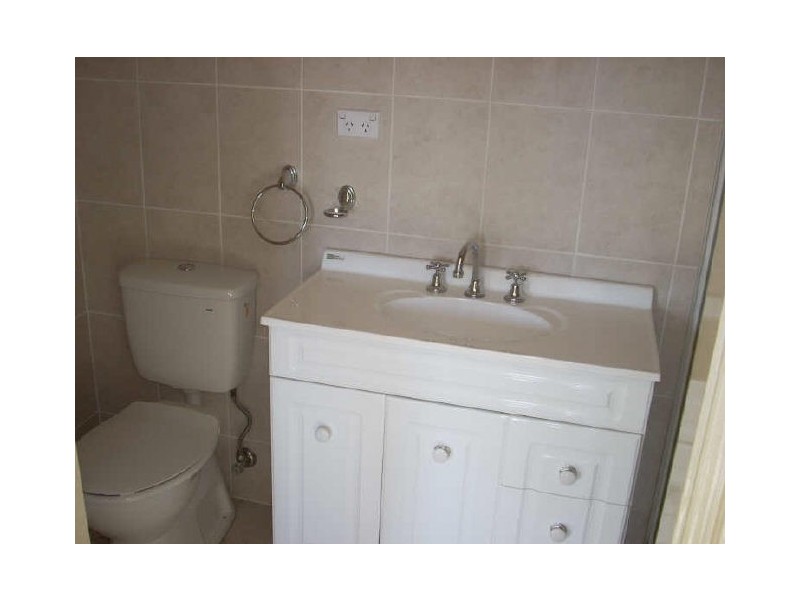 1/28 Foxlow Street, Canley Heights NSW 2166