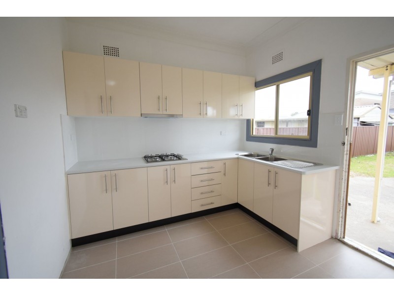 20 Stuart St, Canley Vale NSW 2166