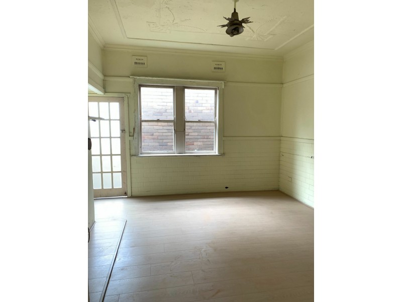 284 Fairfield Street, Fairfield NSW 2165