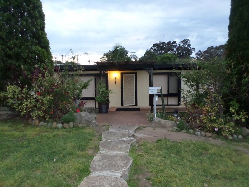 1 MOUNTAIN CRES, Mount Pritchard NSW 2170