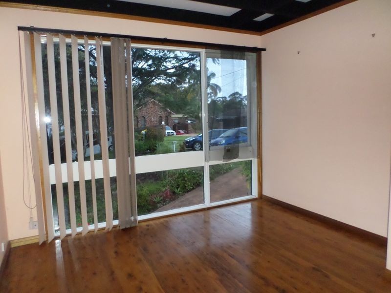 1 MOUNTAIN CRES, Mount Pritchard NSW 2170