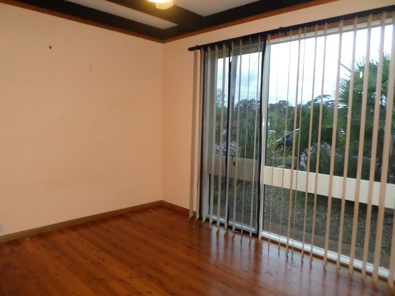 1 MOUNTAIN CRES, Mount Pritchard NSW 2170