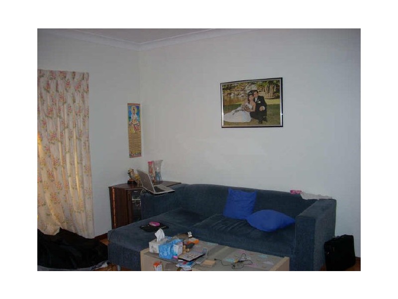 Fairfield NSW 2165