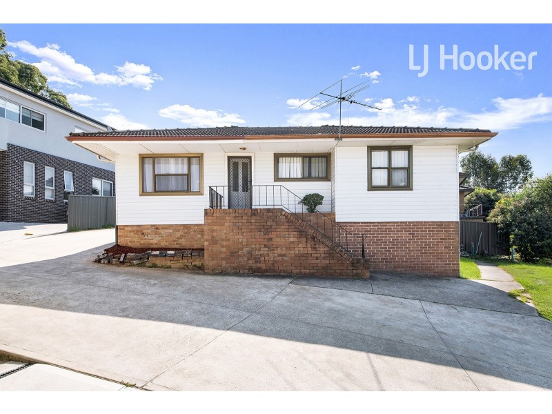 127 Hill Road, Lurnea NSW 2170