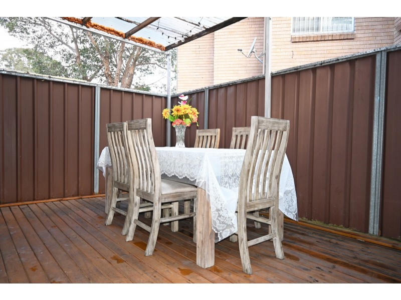 9/112 Wattle Avenue, Carramar NSW 2163