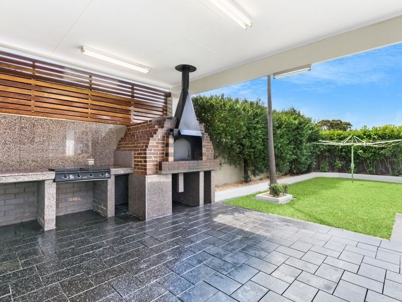 122 Camden Street, Fairfield Heights NSW 2165