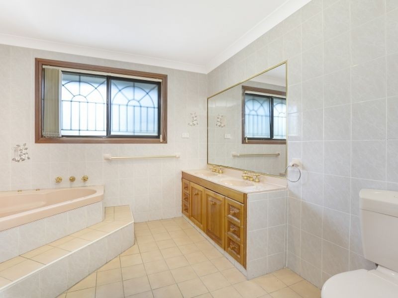 38 Dorset Close, Wakeley NSW 2176