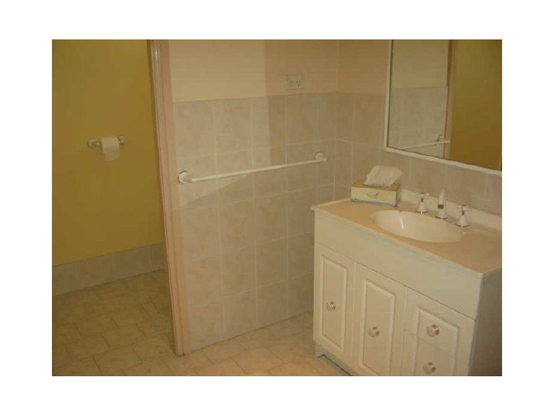 Canley Heights NSW 2166