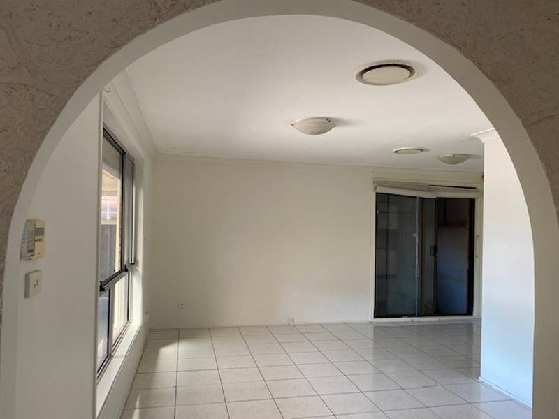 8 Mistral Street, Greenfield Park NSW 2176