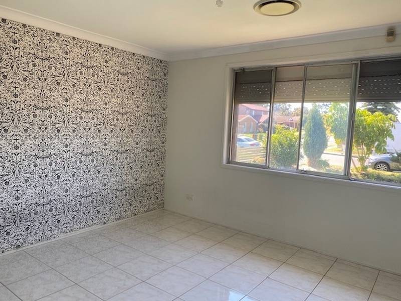 8 Mistral Street, Greenfield Park NSW 2176